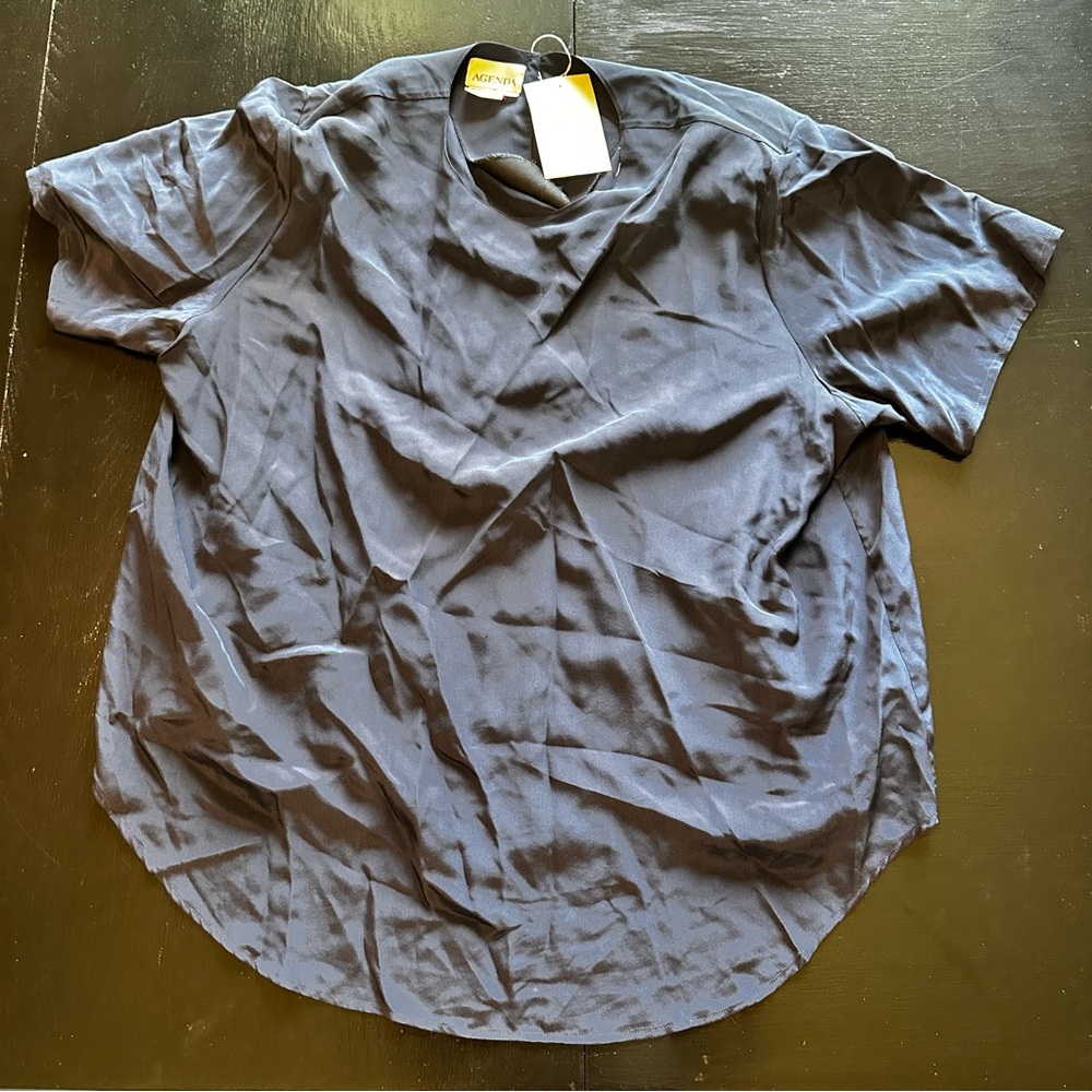 NWT Agenda Size 22W 100% Silk Blouse Dark Blue
